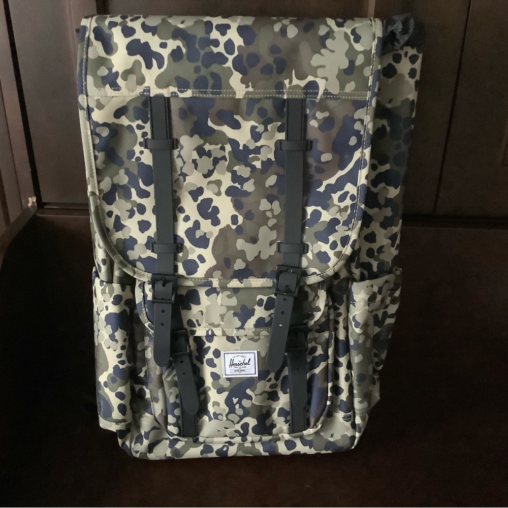 Herschel Little America Backpack